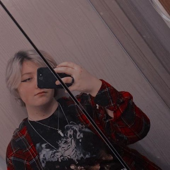 zarah_12418